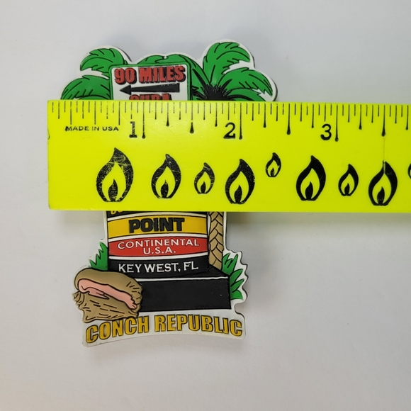 CONCH REPUBLIC Key West Florida Flexible Rubber Magnet Palm Tree - Picture 3 of 5